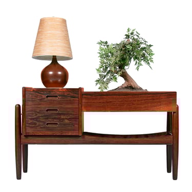 Arne Wahl Iversen Planter in Brazilian Rosewood — A Danish Modern Classic