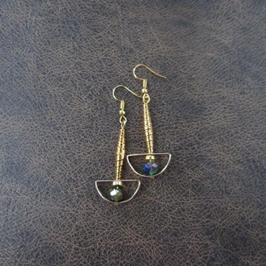 Gold and green crystal pendulum earrings 