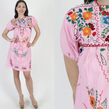 Vintage Pink Cotton Mexican Dress / Traditional Mexico Puebla Clothing / Puff Sleeve Bright Floral Embroidered Mini Dress 