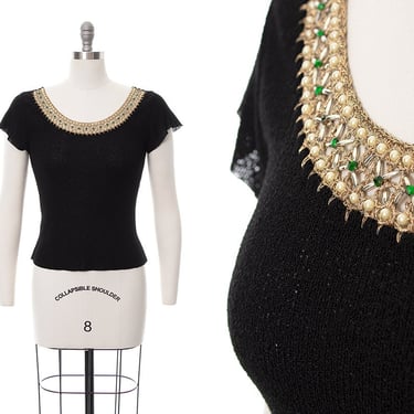 Vintage 1950s Sweater | 50s Knit Emerald Rhinestone Beaded Faux Pearl Gold Black Rayon Short Sleeve Top (x-small/small/medium) 