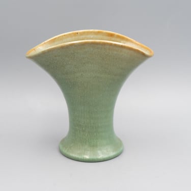 Genuine Bybee Pottery Company Fan Vase | Vintage Lexington Kentucky Ceramic Decor 