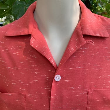 1950's Rayon Shirt - PURITAN LABEL - Coral Color with Creamy White Flecks - Patch Pockets - Loop Collar - Men's Size Large 