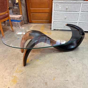 Mid-Century Modern Forked Tongue Oval Glass Top Coffee Table