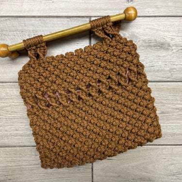 boho macrame purse 1970s brown wood handle hippie handbag 