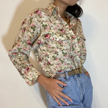 90s silk floral blouse / vintage silk cottage rose floral country wallpaper pocket blouse shirt | M 