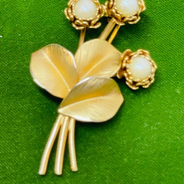 Gold and Pearl Bouquet Pin