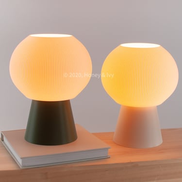 Honey & Ivy MOOSHIE Table Lamp - Mushroom Lamp - Designed/3D Printed/Handmade in our studio in Portland, Oregon 