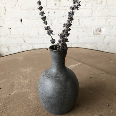 Narrow Neck Luna Vase: Charcoal