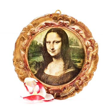 VINTAGE: Small Round Ornate Plastic Frame - Mona - Florentine Gold Gilt Style - SKU 22-C-00016309 