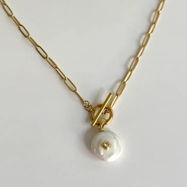 Tramps + Thieves Mia Pearl Necklace