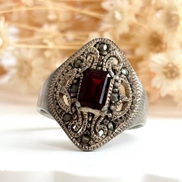 Art Deco Style Garnet & Marcasite Multi Gemstone Ornate Carved and Cutout Sterling Silver Vintage Ring - sz 9 