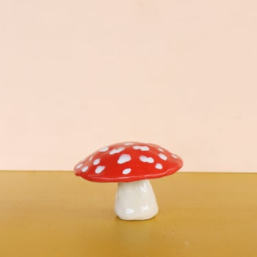 Mini Mushroom Sculpture / Ceramic Mushroom Decor 