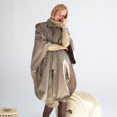 vintage large taupe trench cape coat / M L 