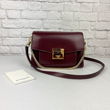 Givenchy Gv3 Wallet on a Chain, Maroon