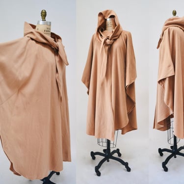 70s Vintage Camel Tan Wool Shawl Poncho Cape Brown Cape Cest Simone// 70s Vintage Hooded Tan Wool Poncho jacket Small Medium large 