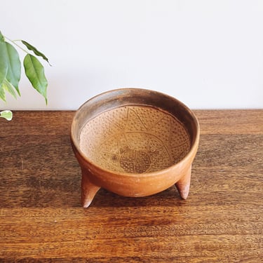 Antique Mexican Tripot Terracotta Pottery Bowl 
