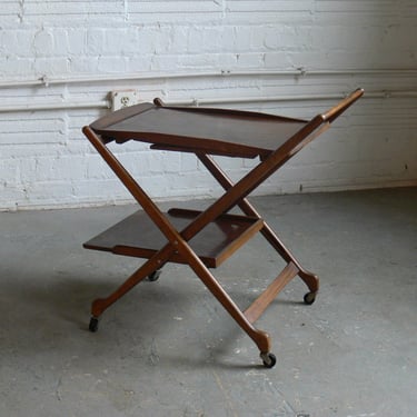 Danish Attributed Mid Century Modern Walnut Collapsable Bar Cart w/ Removable Tray 