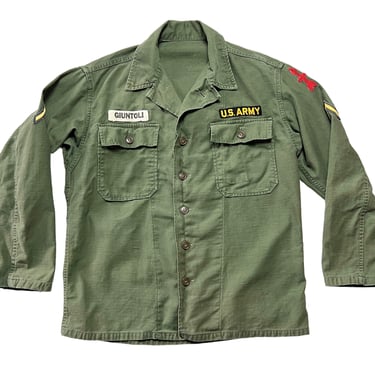 Vintage 1950s OG-107 Type 1 US Army Utility Shirt ~ size M to L ~ Military Uniform ~ Fatigues ~ Korean War / Vietnam War ~ Patches / Named 
