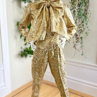 Vintage 1960s 3-Piece Set | 60s Metallic Gold Lurex Floral Brocade Blouse Wrap Scarf Bow Pant Suit Glam Holiday NYE Party | small 