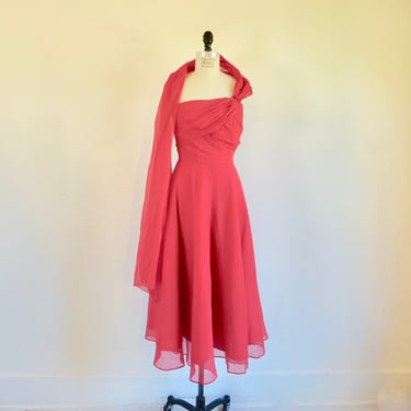 Vintage 1950's Red Silk Organza Strapless Fit and Flare Evening Dress Full Skirt 50's Formal Cocktail Party Gown 28