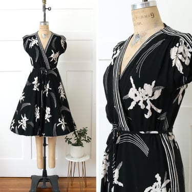 vintage 1980s rayon Hawaiian dress • black & white orchid floral print full skirt dress 