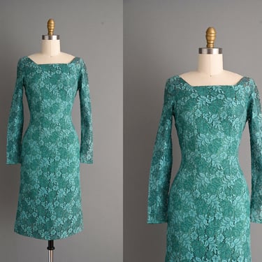 1950s Vintage Turquoise Lace Wiggle Dress | Small 
