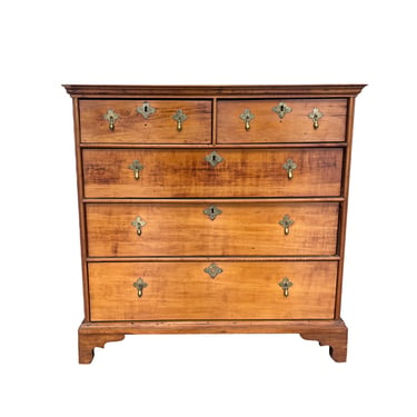 Early 18th Century Maple William &amp; Mary 5-Drawer Chest