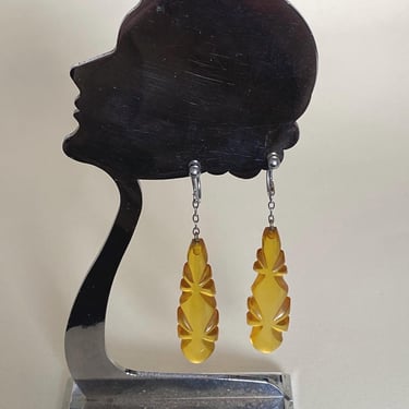 Antique Art Deco 1920s hand carved Bakelite Screw back drop dangle earrings flapper by BakeliteBa