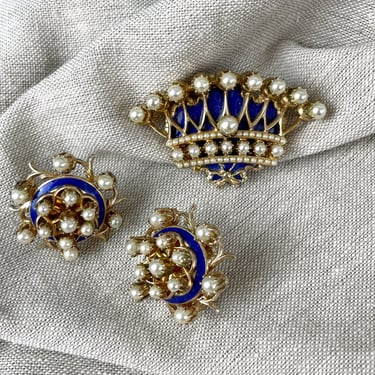 Gold crown brooch and earrings by Accessocraft - 1950s vintage 