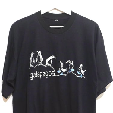 vintage GALAPAGOS islands rare super soft 1970s 80s long tall BLACK vintage t-shirt handdrawn font -- size Large 