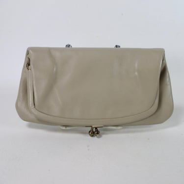 St Thomas Fold Over Flap Clutch Purse Vintage Beige Leather Evening Bag Metal Framed Purse with Kiss Lock Mid Century Leather Handbag 