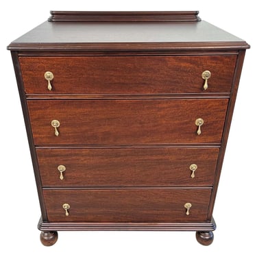 William And Mary Style Vintage Mahogany Chest Of Drawers Having Ball Feet 
