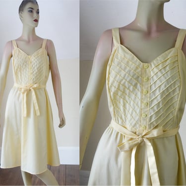 70s prairie sundress size large or XL, pastel yellow midi volup casual cottagecore day dress, buttercup or lemon, innocent dolly JC Penney 