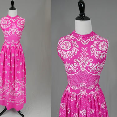 60s Floral Maxi Dress - Bright Pink White Print - Sleeveless - Styled by Tyrone - Vintage 1960s - S 