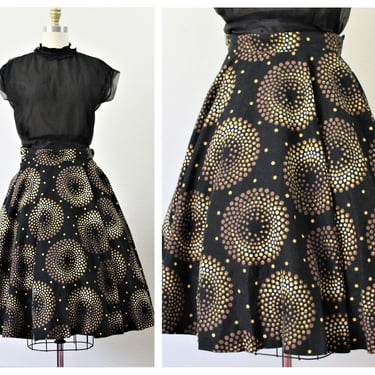 Vintage 1950s atomic Pinup Girl FELT Black Patterned Novelty print Brown FULL Circle Skirt // xs US 0 2 