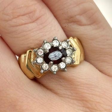 Vintage Gold Toned Red Gemstoned Art Deco Geometric Ring - 6.75 