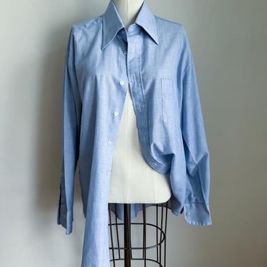 Vintage 1970s Chambray Button Up Shirt / women's size L (16 1/2 standard) 