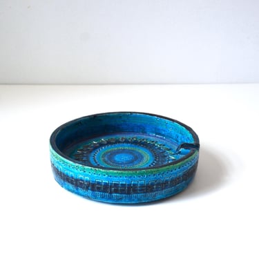 Vintage Rimini Blue Italian Pottery Ashtray or Catchall by Aldo Londi for Bitossi, Raymor 