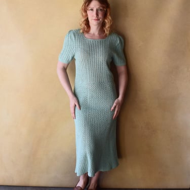 Vintage 1930s crochet dress . size medium to large 