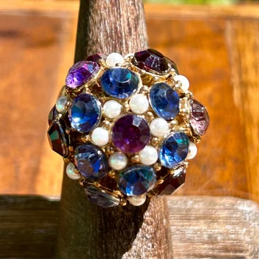 Vintage Cocktail Ring Faux Gemstones And Pearls Retro Fashion Estate Jewelry 