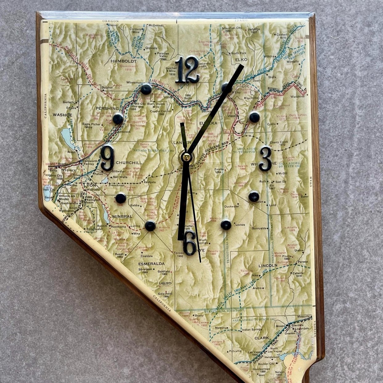 Vintage Carved Wood Nevada State Map Wall Clock | Objectmod - Las Vegas ...