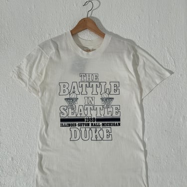 Vintage 1989 NCAA "The Battle In Seattle" College Basketball Championship T-Shirt Sz. M