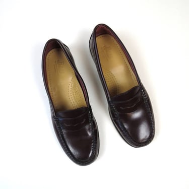 Vintage women's penny loafers size 7.5 wine leather Bass Weejuns Diana preppy academia 