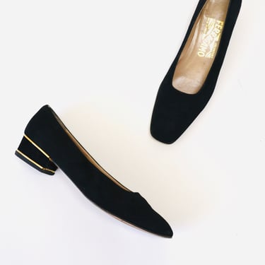 Vintage Salvatore Ferragamo Black Pumps Shoes 8 1/2 AAA Black Suede Gold Leather Vintage Low Heel Ferragamos 8 1/2 Narrow Made in Italy 