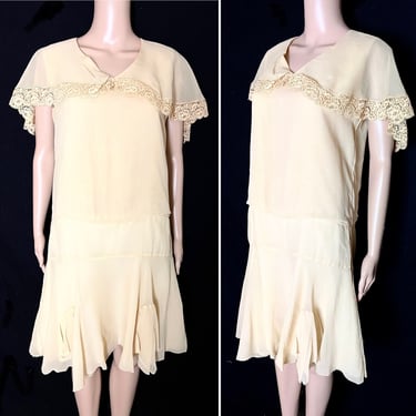 Antique 1920's Light Beige Ivory Rayon Sheer Flutter Sleeve Lace Dress - size XS Extra Small 