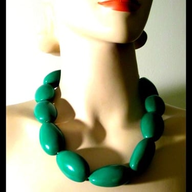 30s mcm jade green beaded choker, frida kahlo vintage oval bead boho necklace 