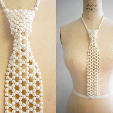 1970s/80s Faux Pearl Bead Necktie Necklace 