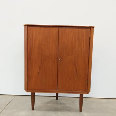 Vintage Danish Mid Century Modern Teak Low Corner Cabinet 