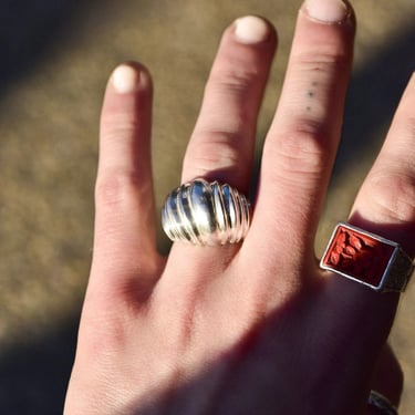 Vintage TAXCO Ribbed Sterling Silver Bombe Ring, Modernist Wavy Scalloped Dome Ring, 925 Mexico, Size 7 1/4 US 