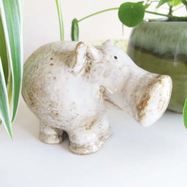 Vintage Ceramic Pig Figurine - Rough Primitive Studio Ceramic  Piglet  Statue - Quirky Home Decor - Eclectic Home 